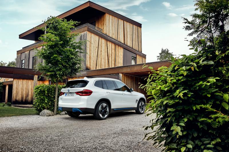 Nouvelle BMW iX3.'