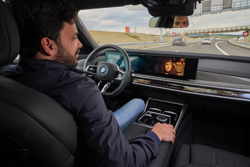BMW HOMOLOGUE LE NIVEAU 2 ET 3 DE LA CONDUITE AUTONOME'