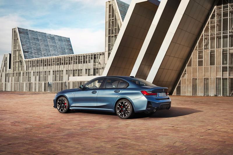 BMW SÉRIE 3 : 50 ANS DE LÉGENDE'