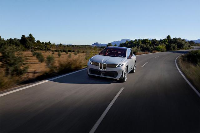 BMW VISION NEUE KLASSE X REDÉFINIT LA CONDUITE DU FUTUR'