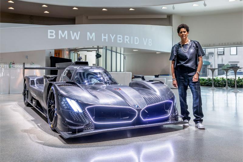 JULIE MEHRETU CRÉERA LA 20e BMW Art Car'