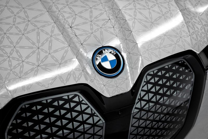 LA BMW iX FLOW SUR LA LISTE DES MEILLEURES INVENTIONS 2022'