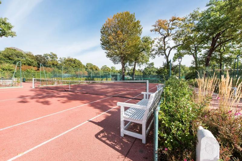 NEUBAUER BMW et LAGARDÈRE PARIS RACING'