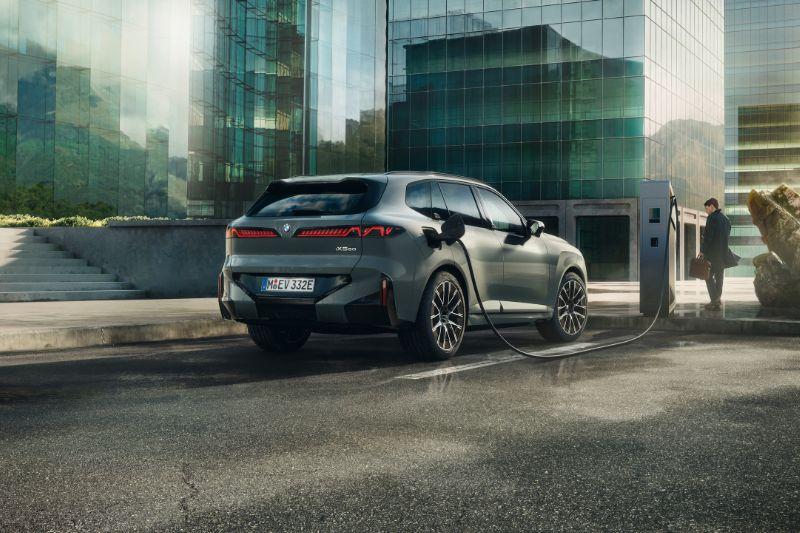 THE NEW iX5'