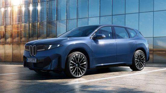 La BMW iX3 s’invite au Printemps Parly 2