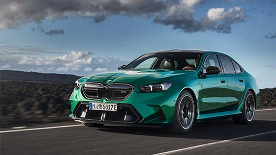 LA NOUVELLE M5 : UNE RÉVOLUTION ÉLECTRIFIÉE DE PUISSANCE ET D’ÉLÉGANCE